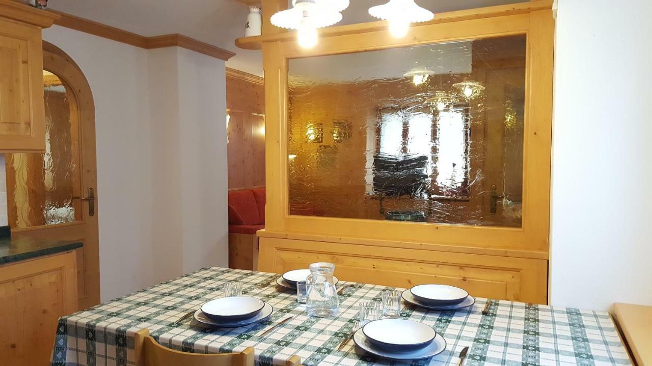 Apartamento Casa Rossi Le Grazie  Exterior foto