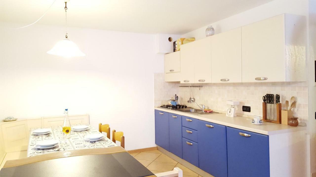 Apartamento Casa Rossi Le Grazie  Exterior foto