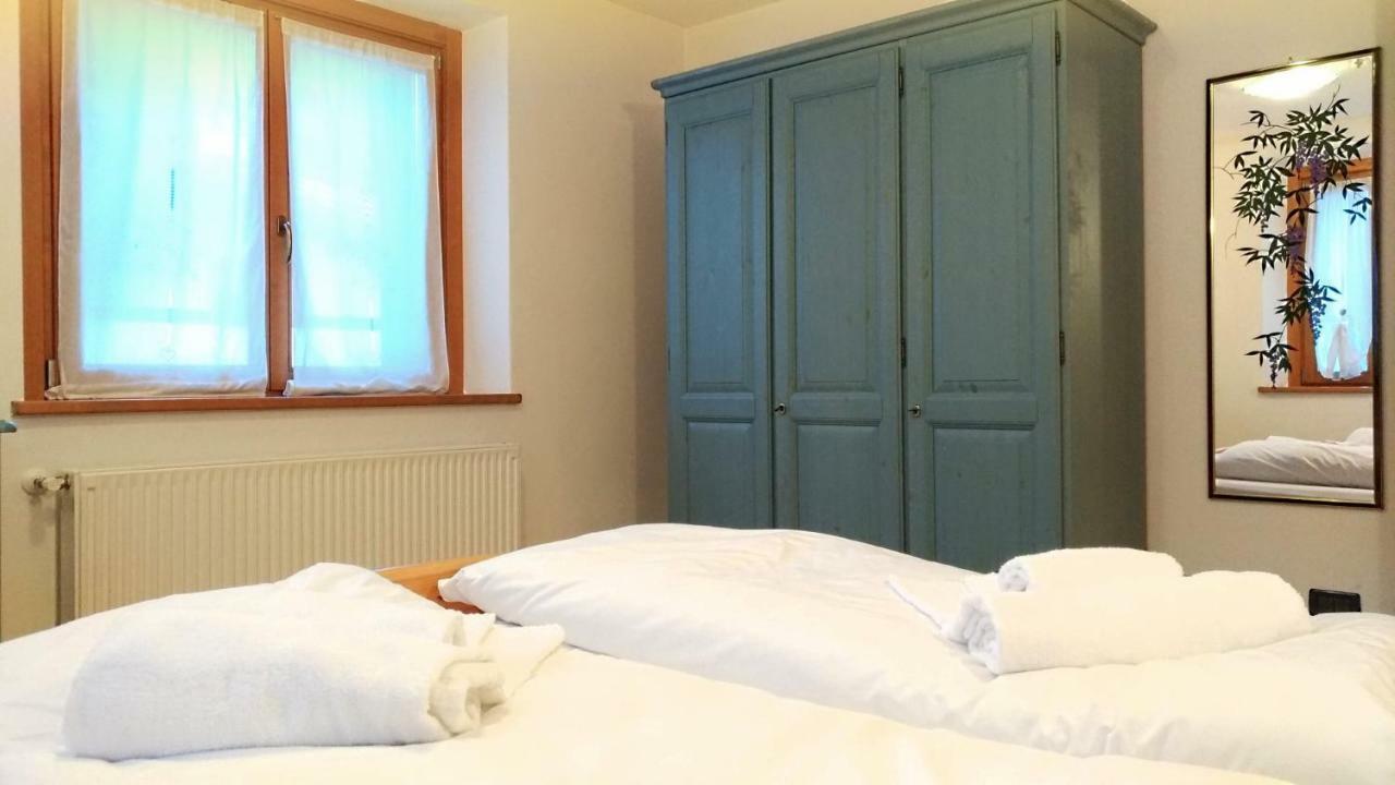 Apartamento Casa Rossi Le Grazie  Exterior foto