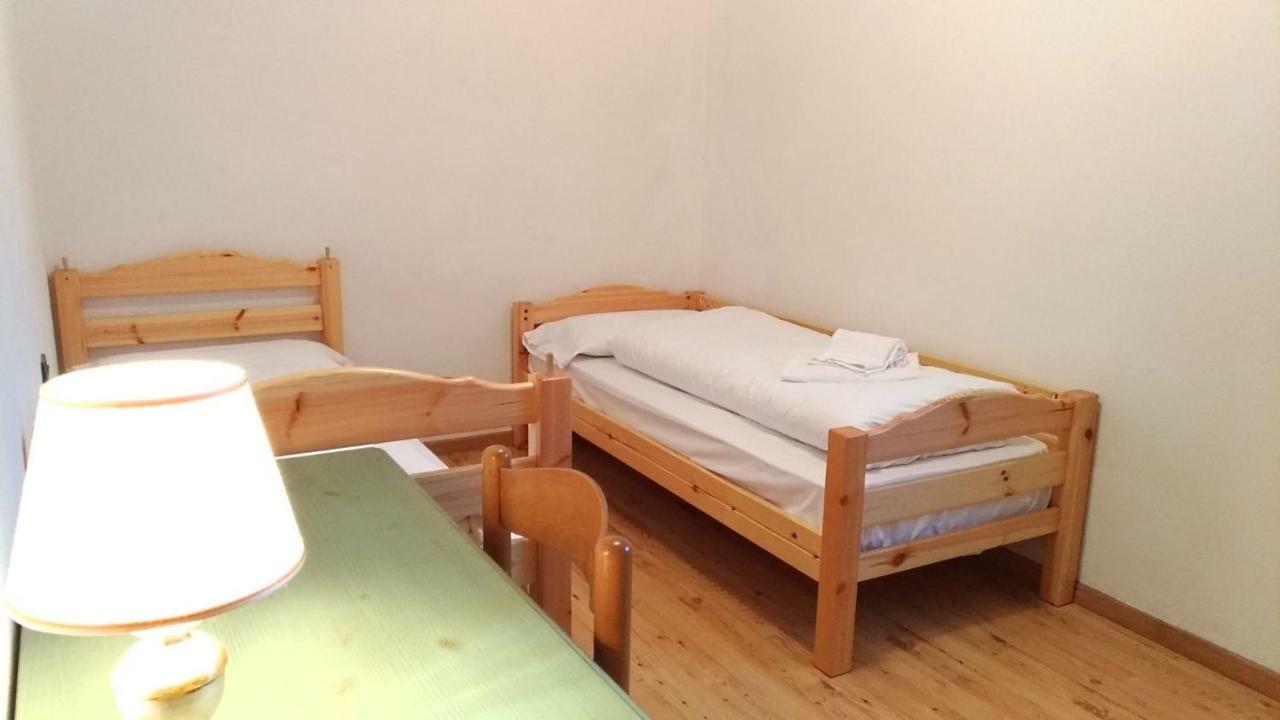 Apartamento Casa Rossi Le Grazie  Exterior foto