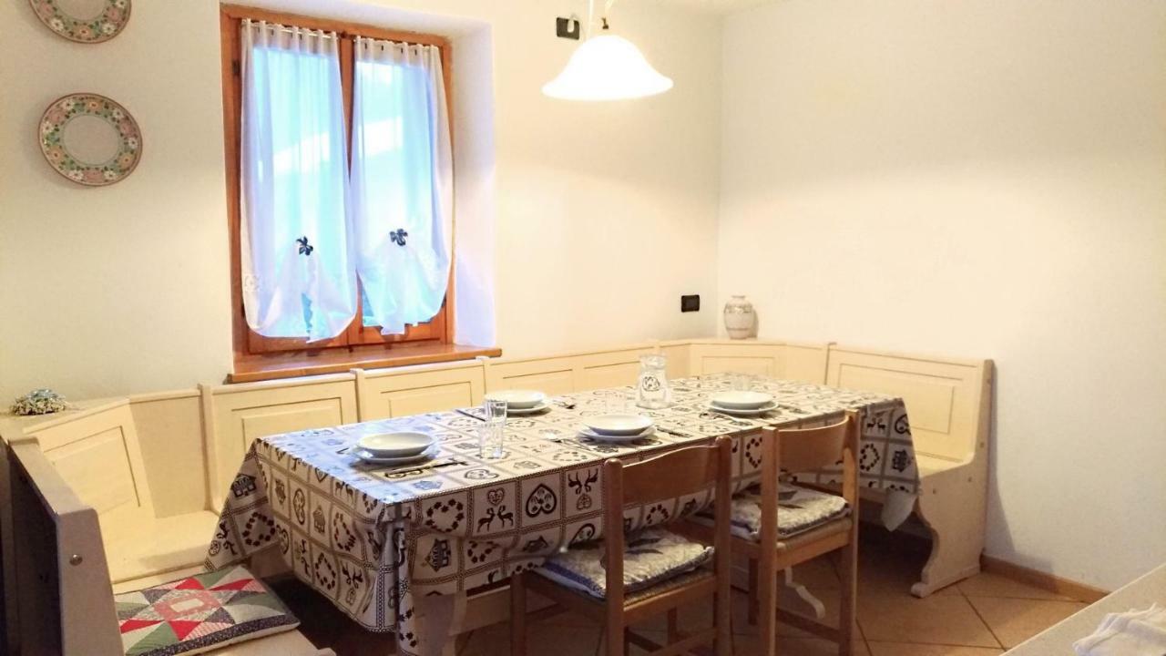 Apartamento Casa Rossi Le Grazie  Exterior foto