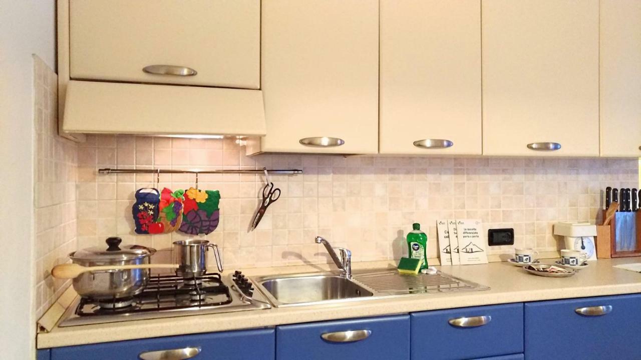 Apartamento Casa Rossi Le Grazie  Exterior foto