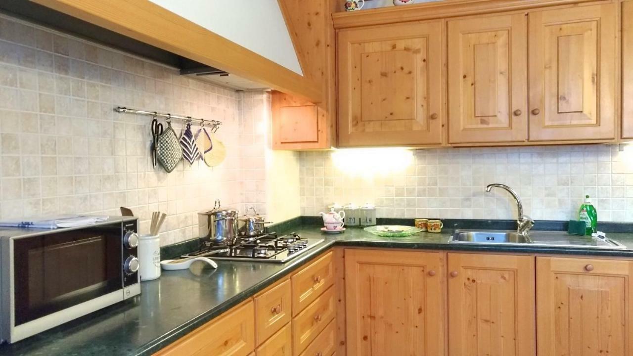 Apartamento Casa Rossi Le Grazie  Exterior foto