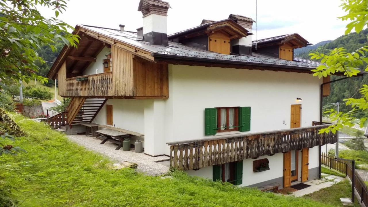 Apartamento Casa Rossi Le Grazie  Exterior foto