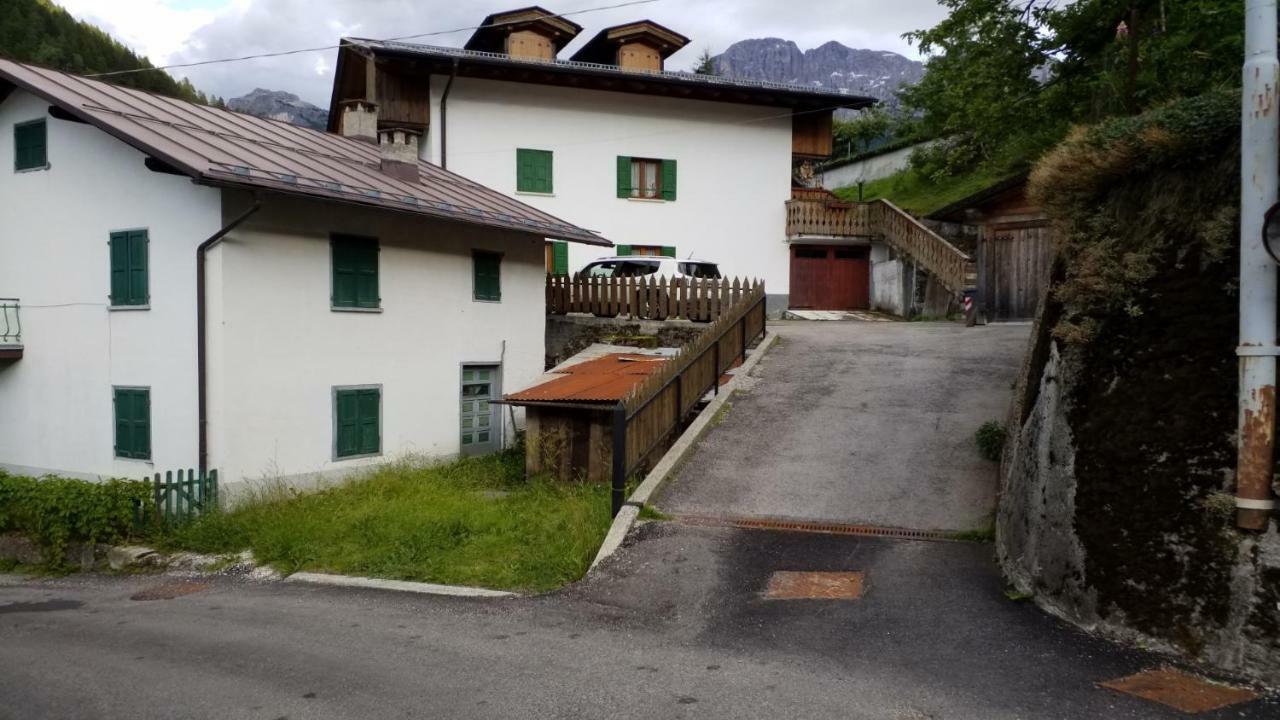 Apartamento Casa Rossi Le Grazie  Exterior foto